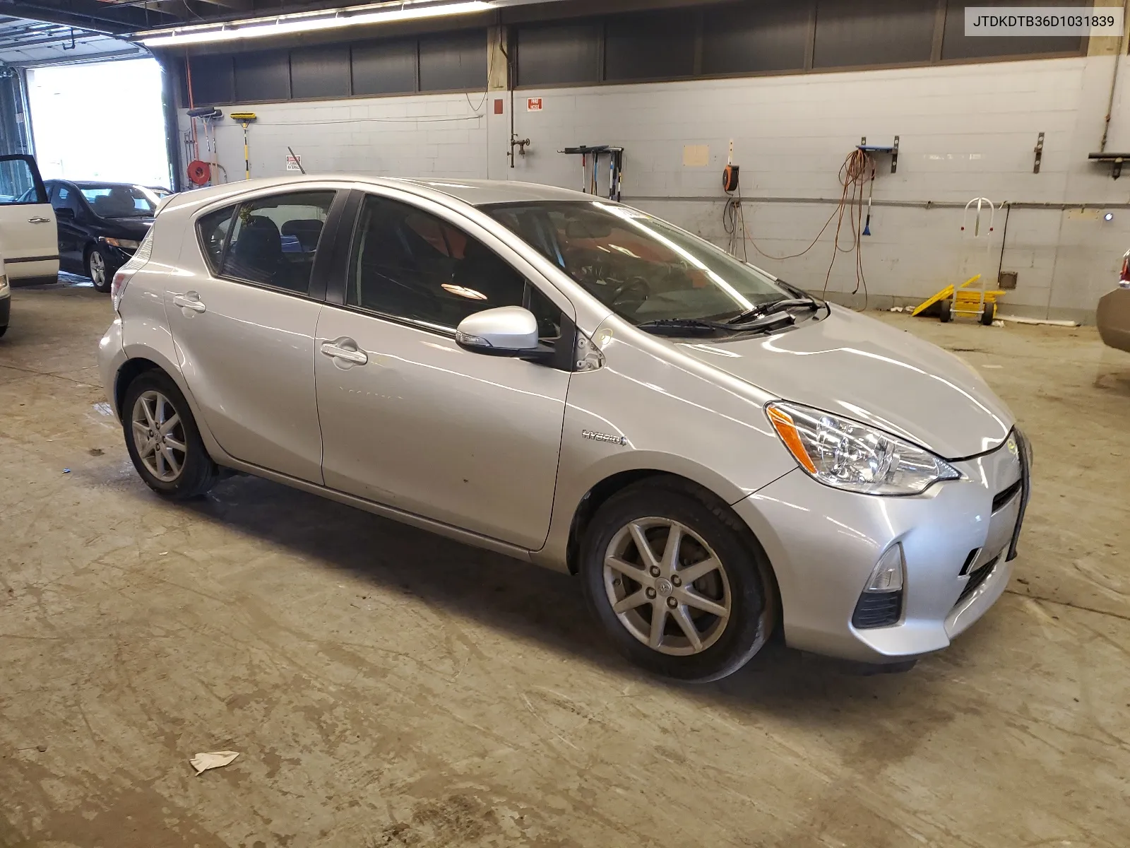 JTDKDTB36D1031839 2013 Toyota Prius C