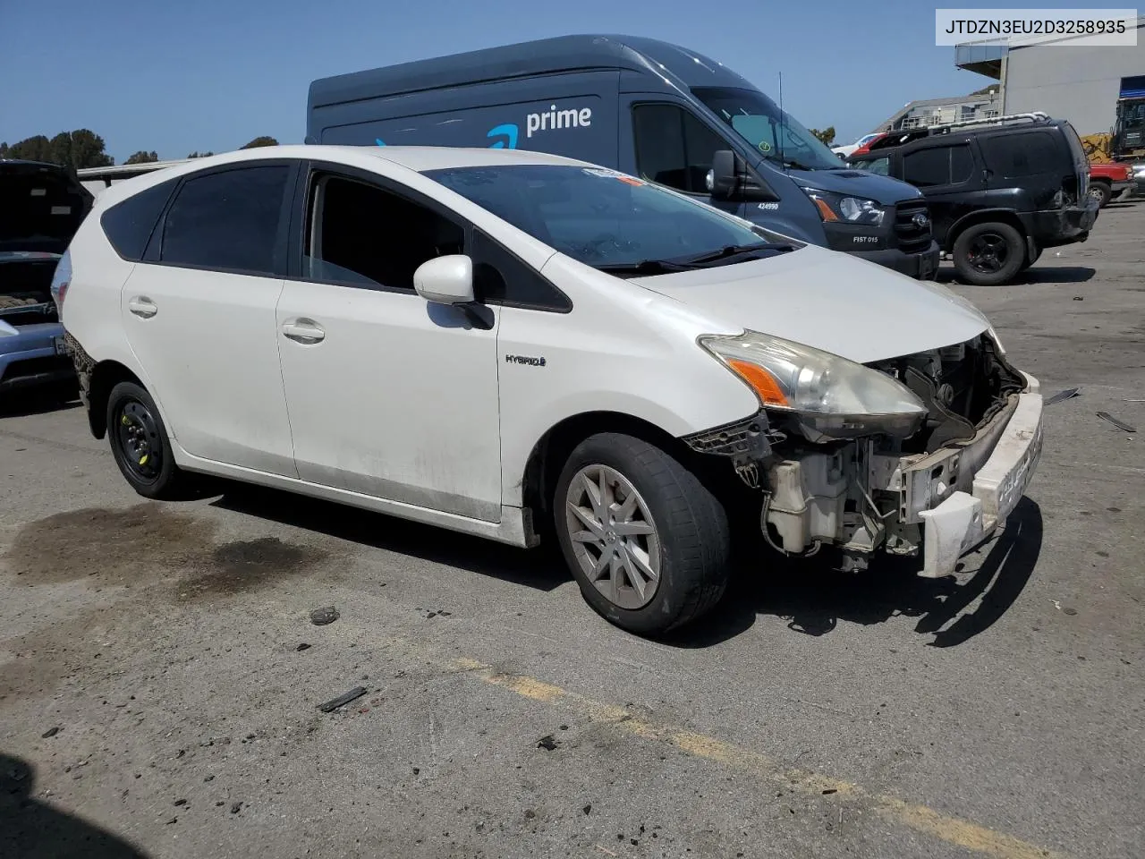 2013 Toyota Prius V VIN: JTDZN3EU2D3258935 Lot: 56103854