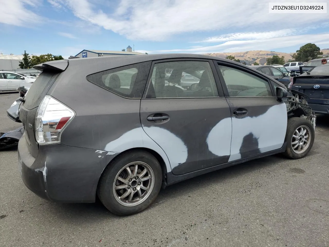 2013 Toyota Prius V VIN: JTDZN3EU1D3249224 Lot: 65602534