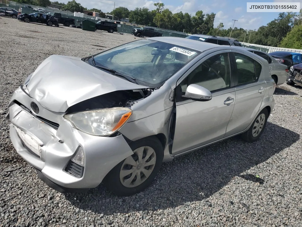 2013 Toyota Prius C VIN: JTDKDTB31D1555402 Lot: 65773504