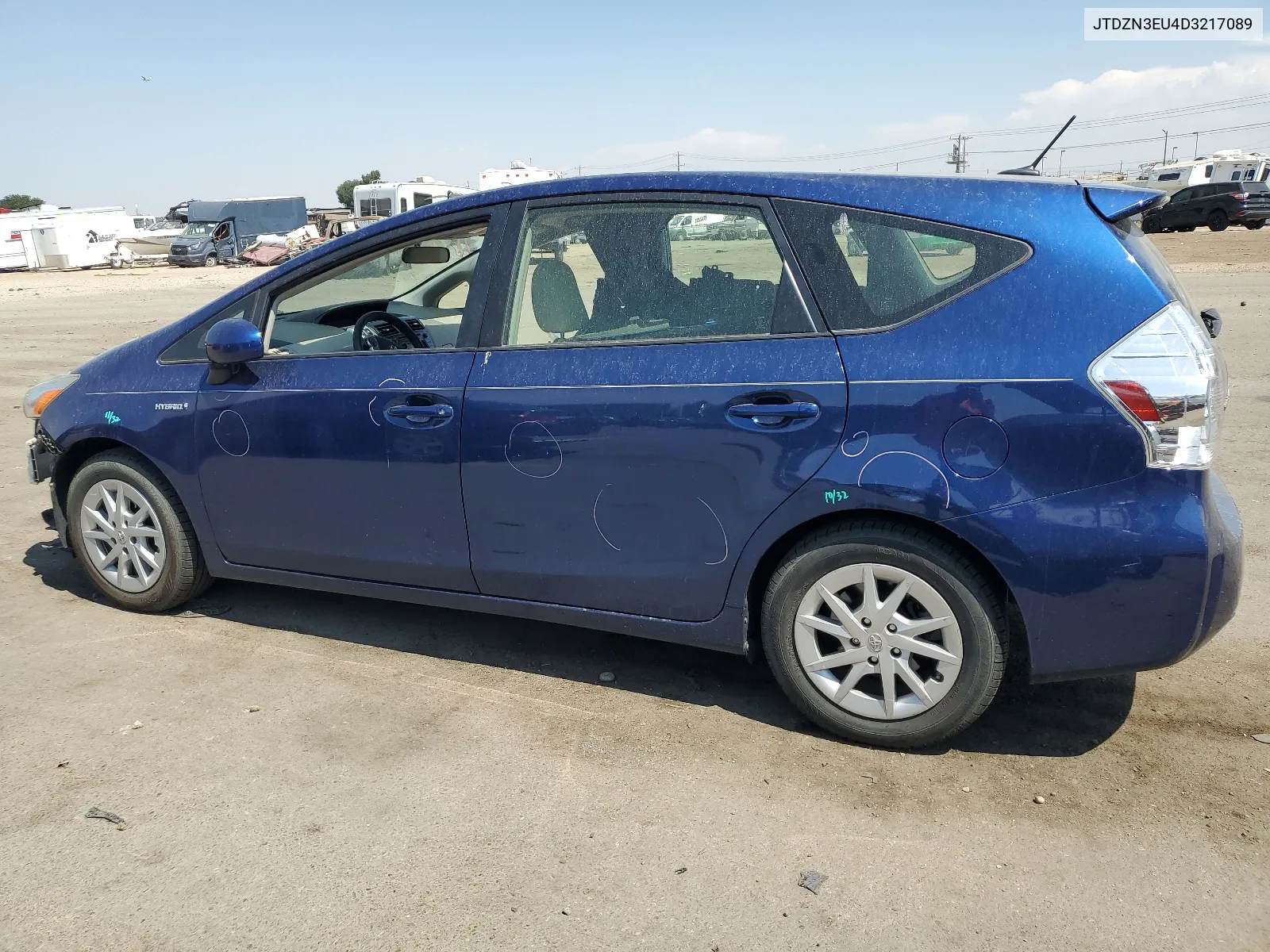 2013 Toyota Prius V VIN: JTDZN3EU4D3217089 Lot: 66687024