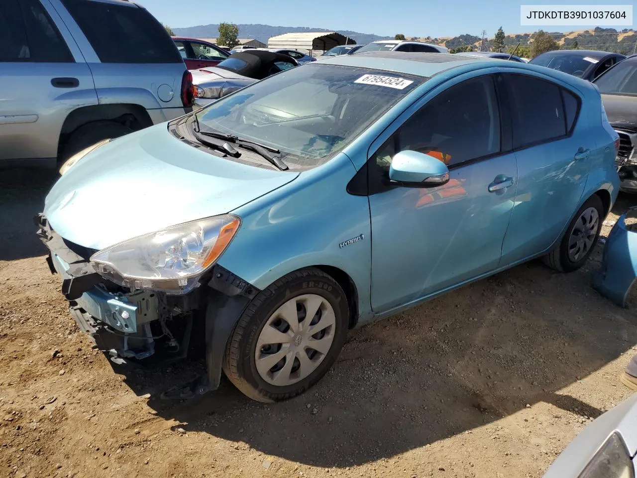 2013 Toyota Prius C VIN: JTDKDTB39D1037604 Lot: 67954524