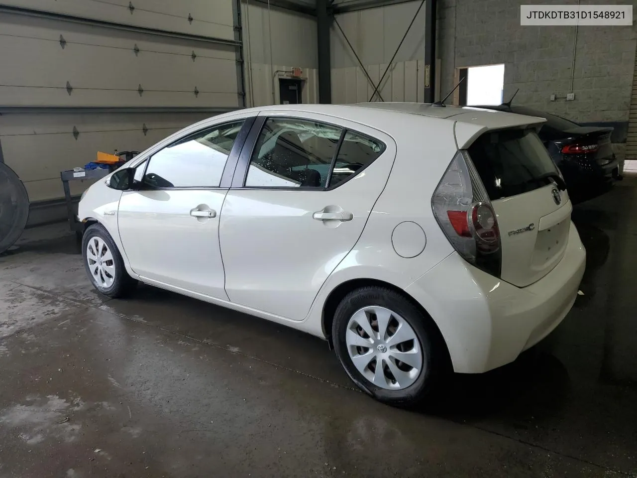 2013 Toyota Prius C VIN: JTDKDTB31D1548921 Lot: 68175424