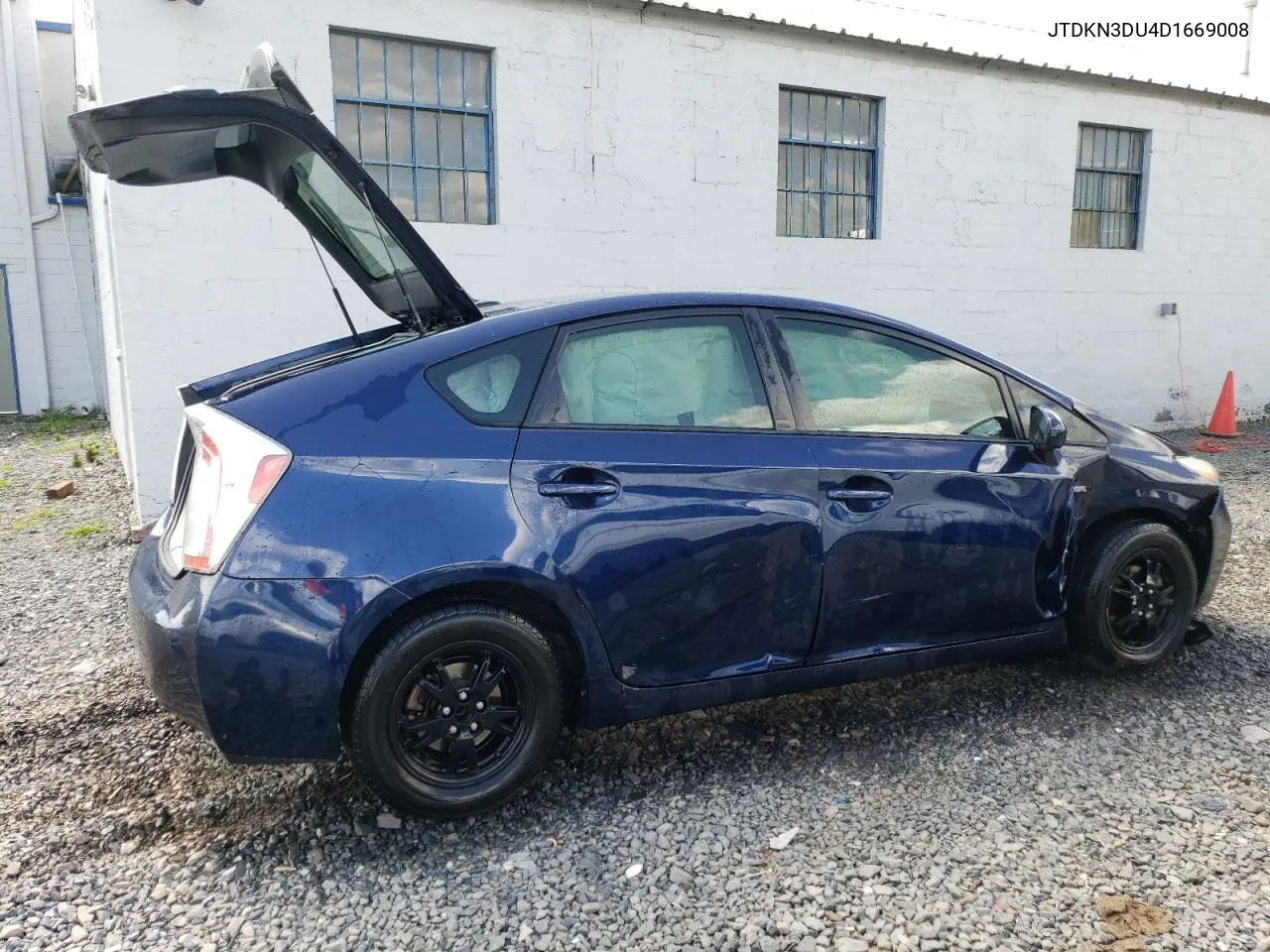 2013 Toyota Prius VIN: JTDKN3DU4D1669008 Lot: 68275904