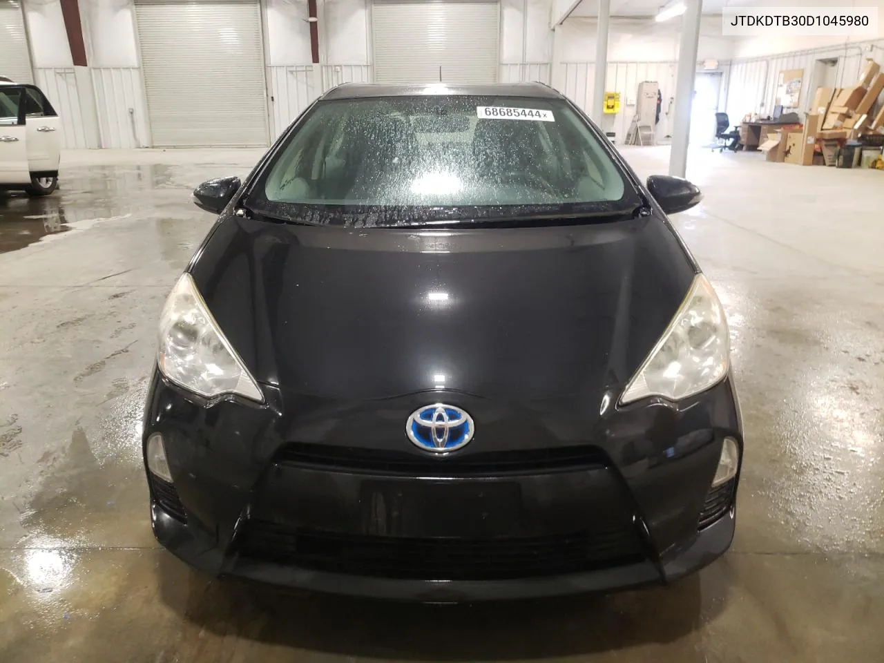 2013 Toyota Prius C VIN: JTDKDTB30D1045980 Lot: 68685444