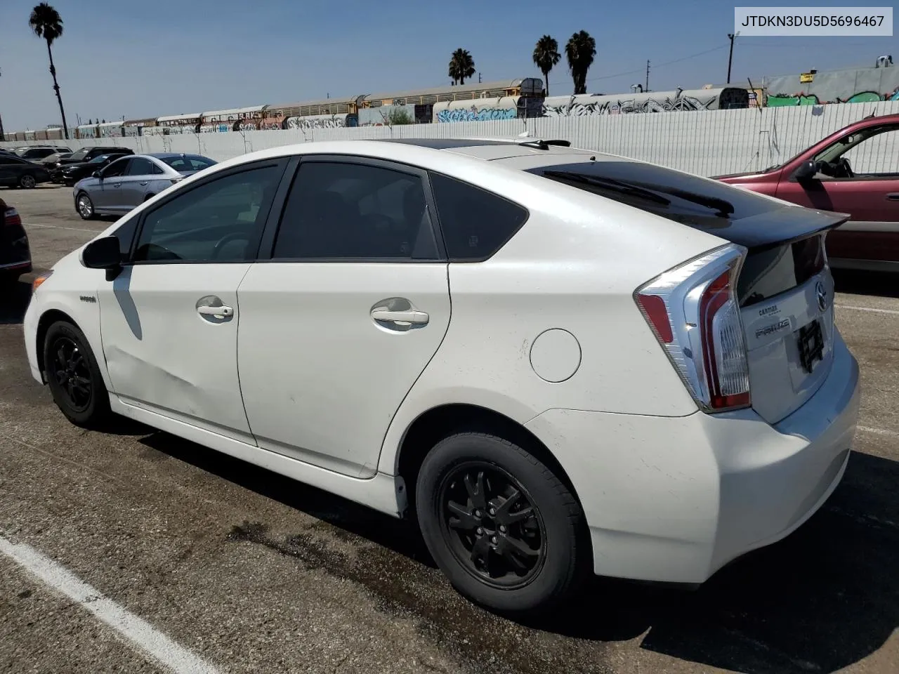 2013 Toyota Prius VIN: JTDKN3DU5D5696467 Lot: 68702804