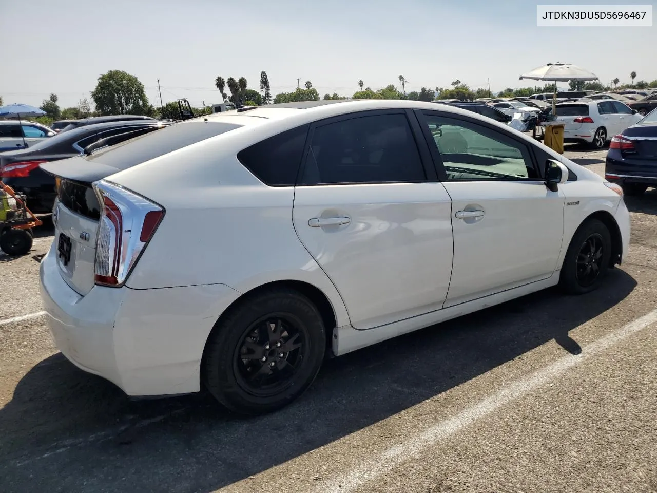 2013 Toyota Prius VIN: JTDKN3DU5D5696467 Lot: 68702804