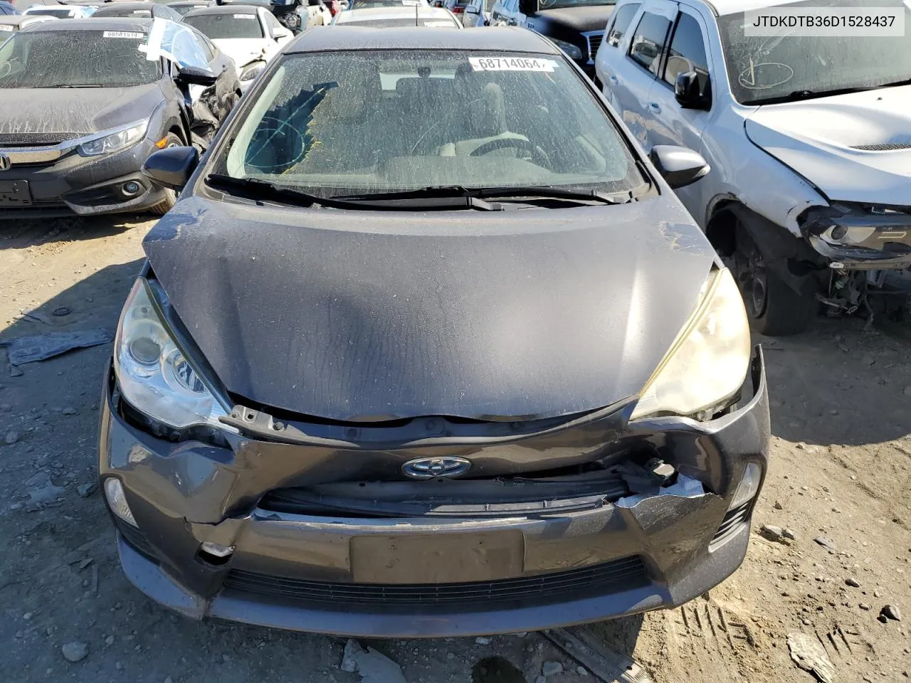 2013 Toyota Prius C VIN: JTDKDTB36D1528437 Lot: 68714064