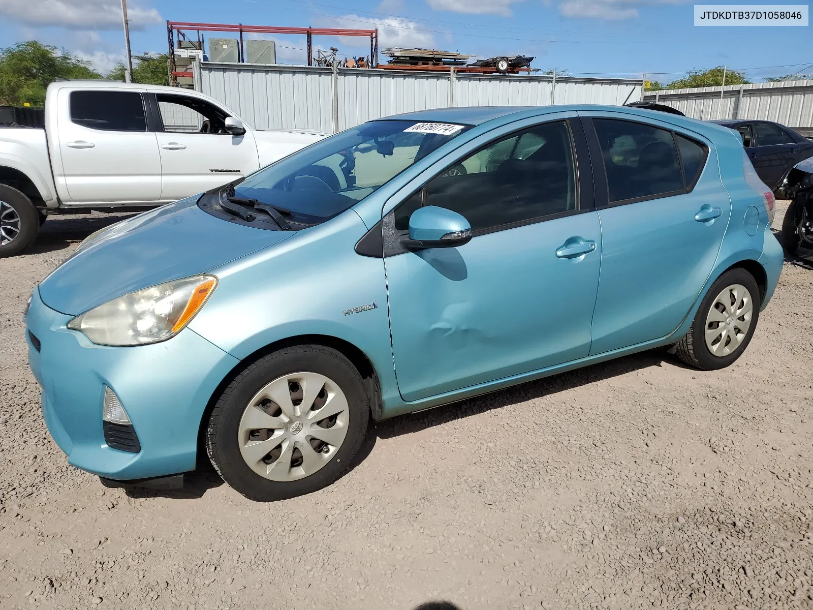 2013 Toyota Prius C VIN: JTDKDTB37D1058046 Lot: 68760774