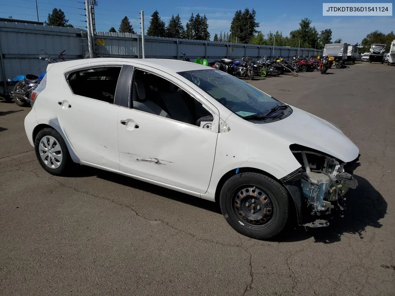 2013 Toyota Prius C VIN: JTDKDTB36D1541124 Lot: 69634864