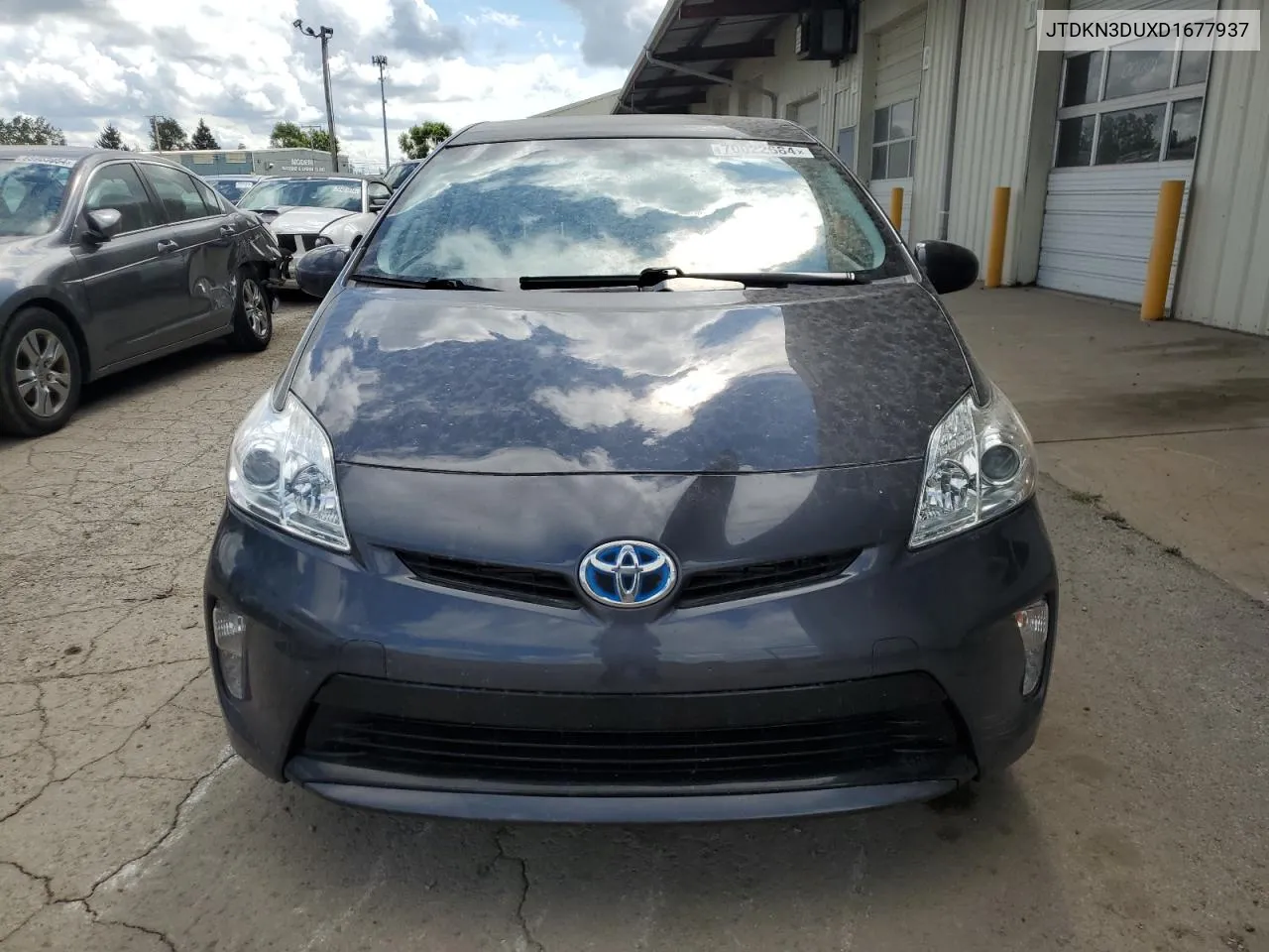 JTDKN3DUXD1677937 2013 Toyota Prius