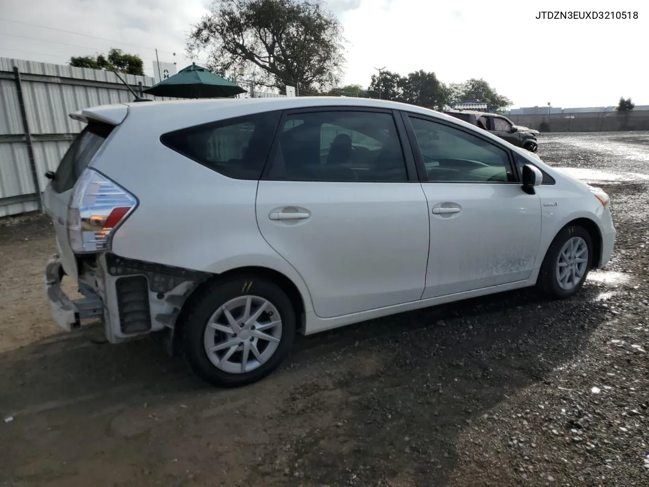 2013 Toyota Prius V VIN: JTDZN3EUXD3210518 Lot: 71091804