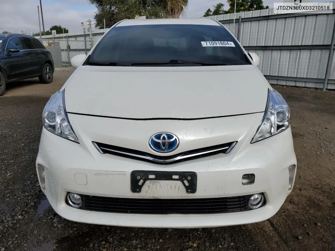 JTDZN3EUXD3210518 2013 Toyota Prius V