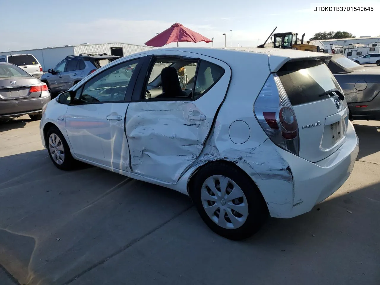 2013 Toyota Prius C VIN: JTDKDTB37D1540645 Lot: 71487234