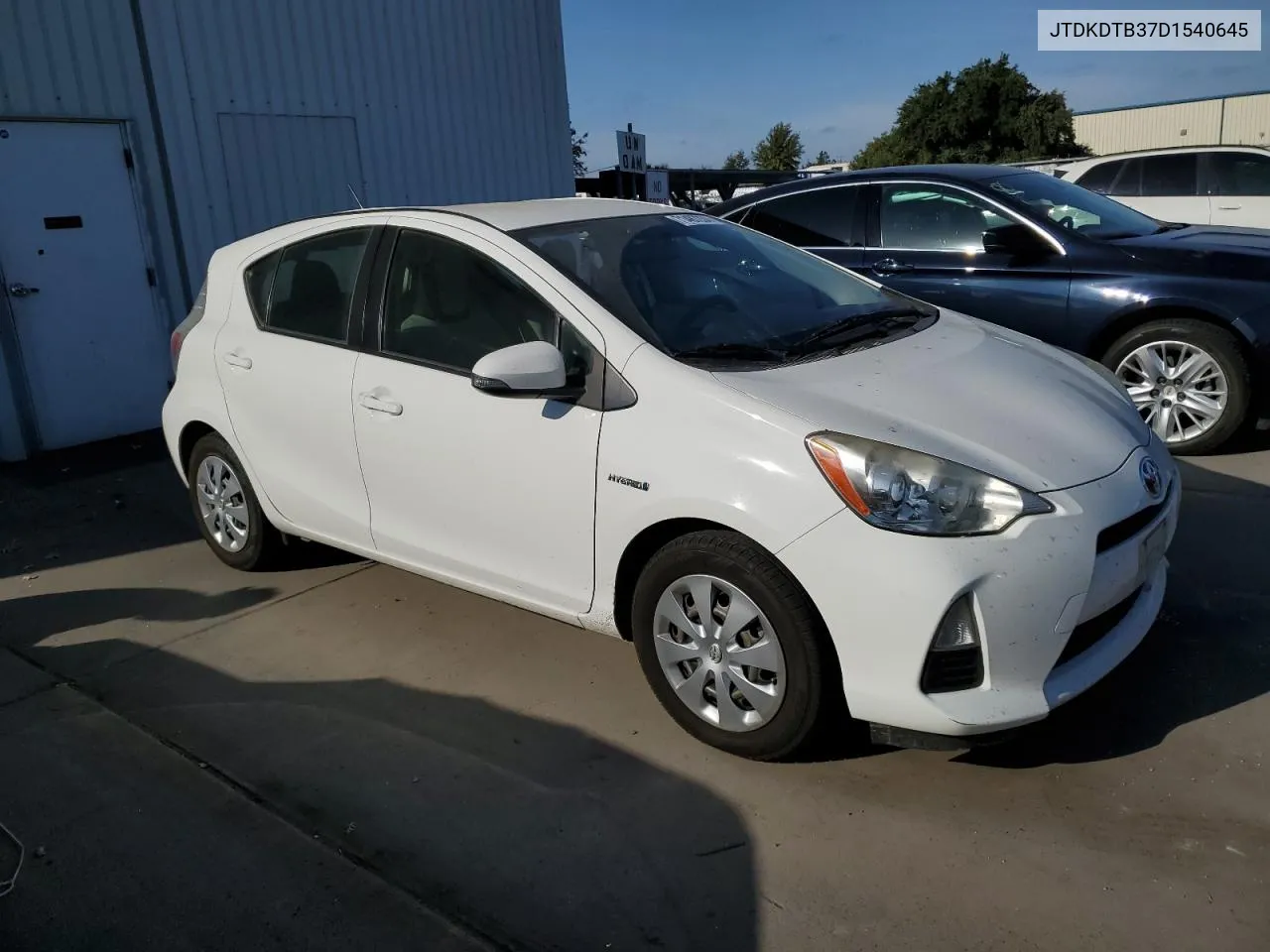 2013 Toyota Prius C VIN: JTDKDTB37D1540645 Lot: 71487234