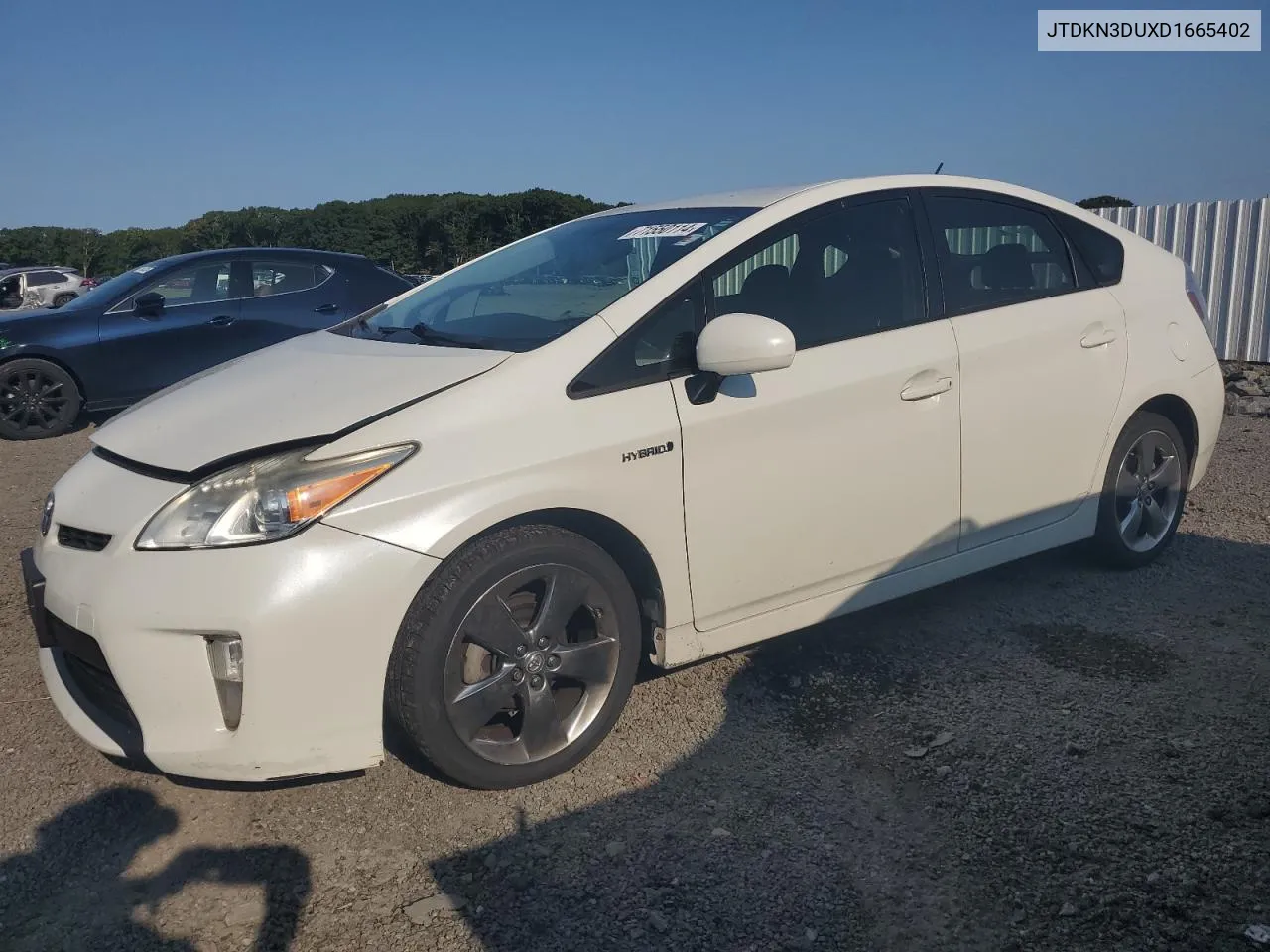 JTDKN3DUXD1665402 2013 Toyota Prius