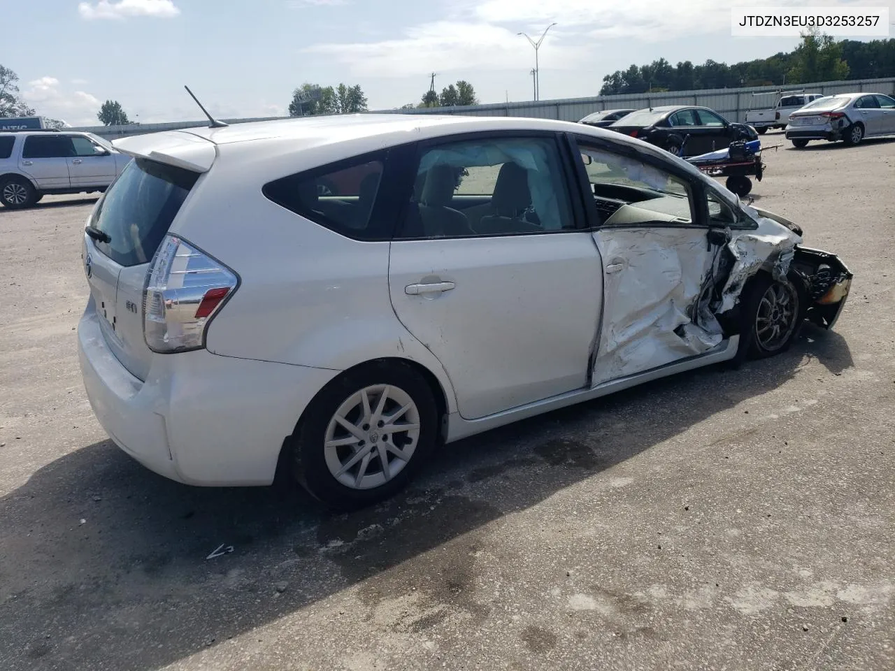 2013 Toyota Prius V VIN: JTDZN3EU3D3253257 Lot: 71712074