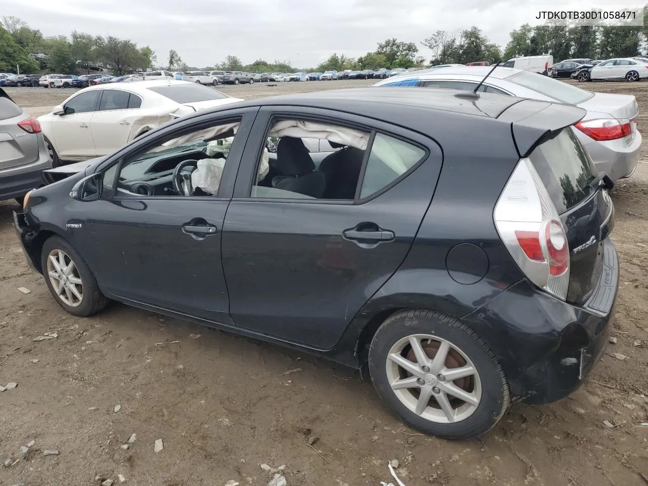 2013 Toyota Prius C VIN: JTDKDTB30D1058471 Lot: 71896324