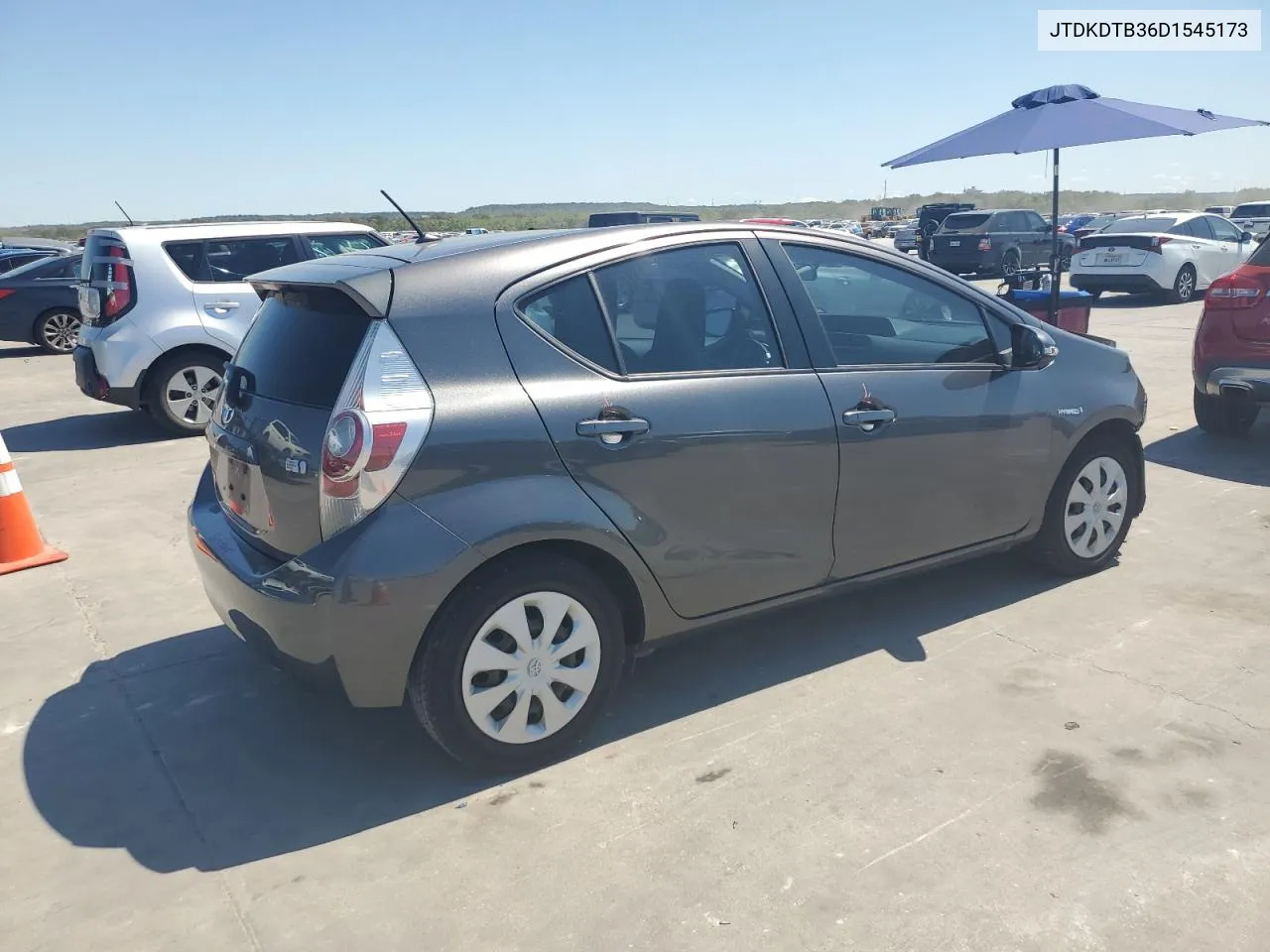 2013 Toyota Prius C VIN: JTDKDTB36D1545173 Lot: 71910914