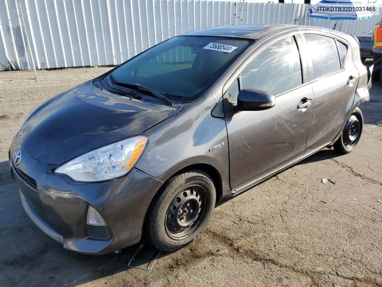 2013 Toyota Prius C VIN: JTDKDTB32D1031465 Lot: 73688544