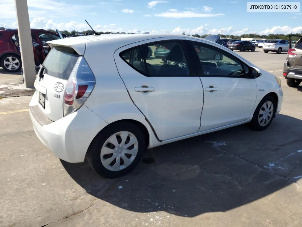 2013 Toyota Prius C VIN: JTDKDTB31D1537918 Lot: 73740204