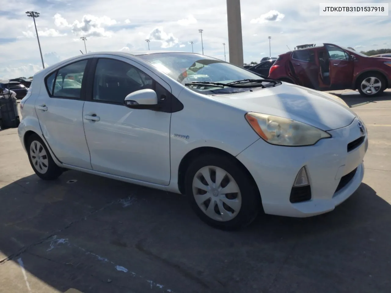 2013 Toyota Prius C VIN: JTDKDTB31D1537918 Lot: 73740204