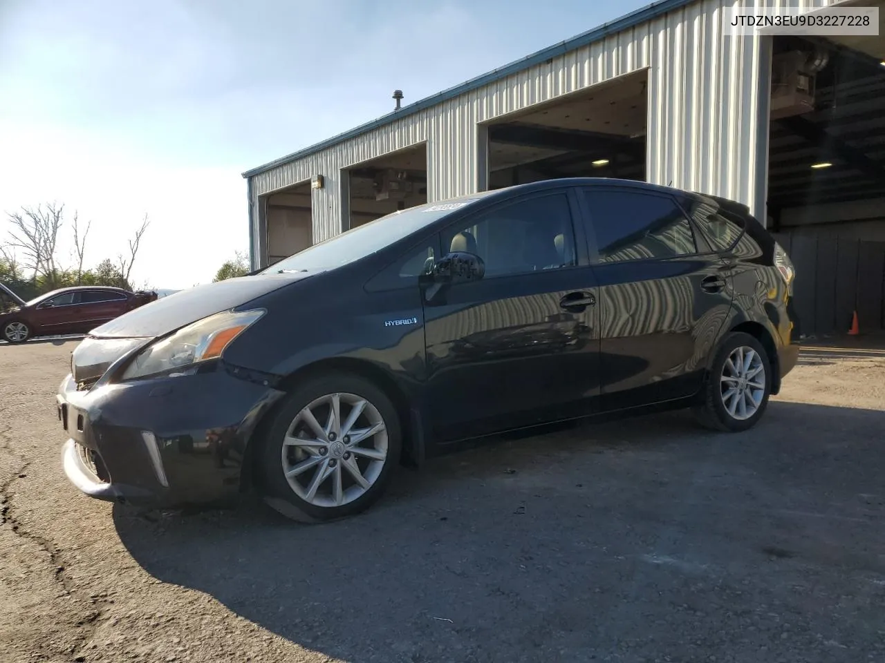 2013 Toyota Prius V VIN: JTDZN3EU9D3227228 Lot: 74295524