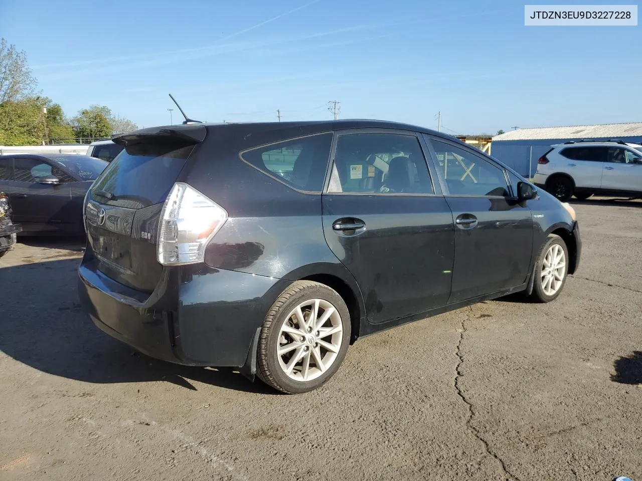 2013 Toyota Prius V VIN: JTDZN3EU9D3227228 Lot: 74295524