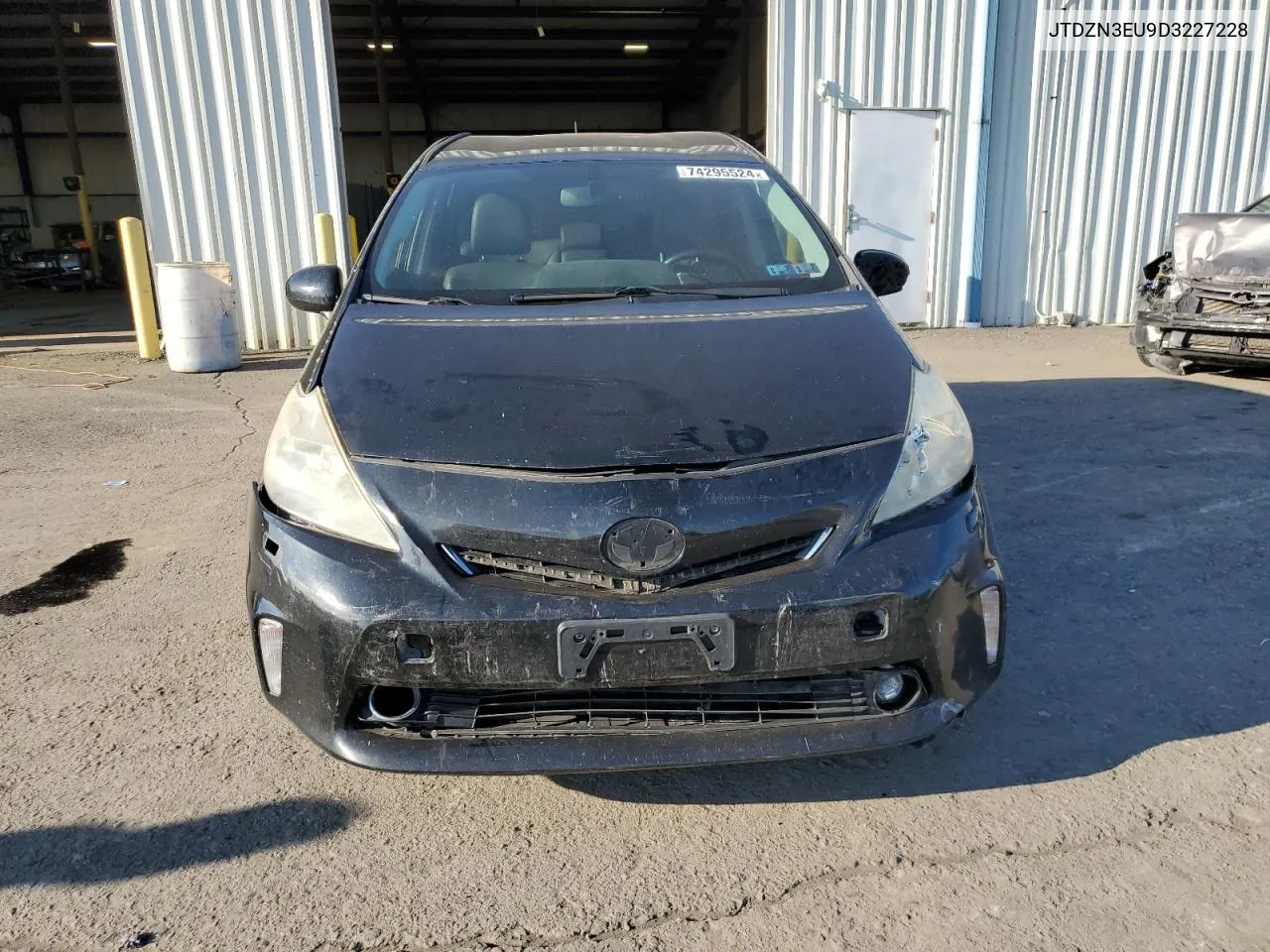 2013 Toyota Prius V VIN: JTDZN3EU9D3227228 Lot: 74295524