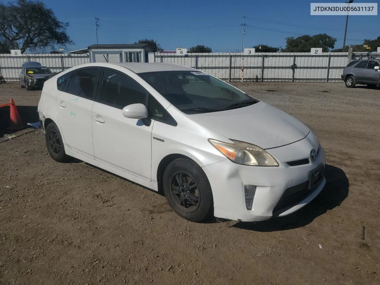 JTDKN3DU0D5631137 2013 Toyota Prius