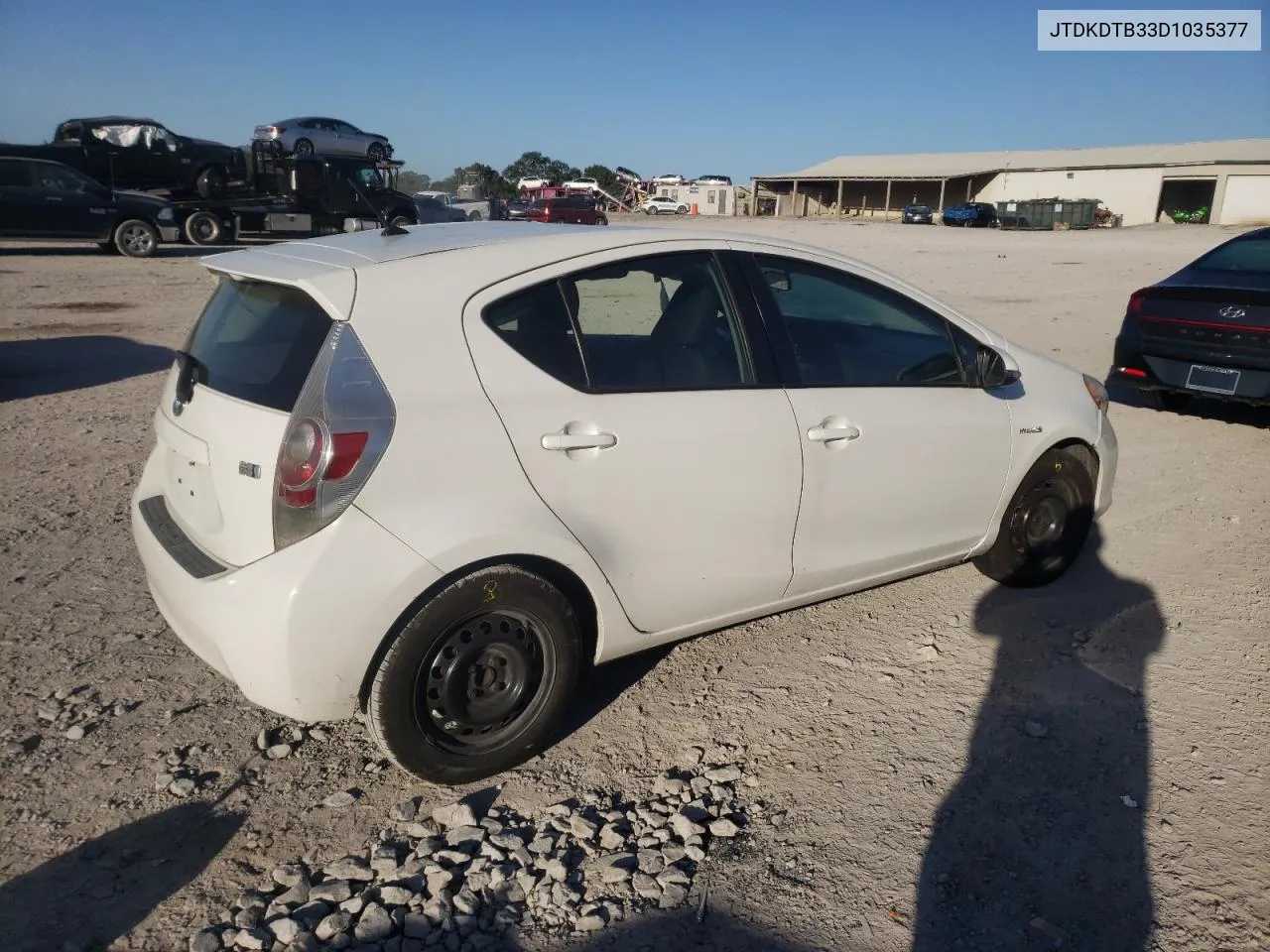 2013 Toyota Prius C VIN: JTDKDTB33D1035377 Lot: 74820084