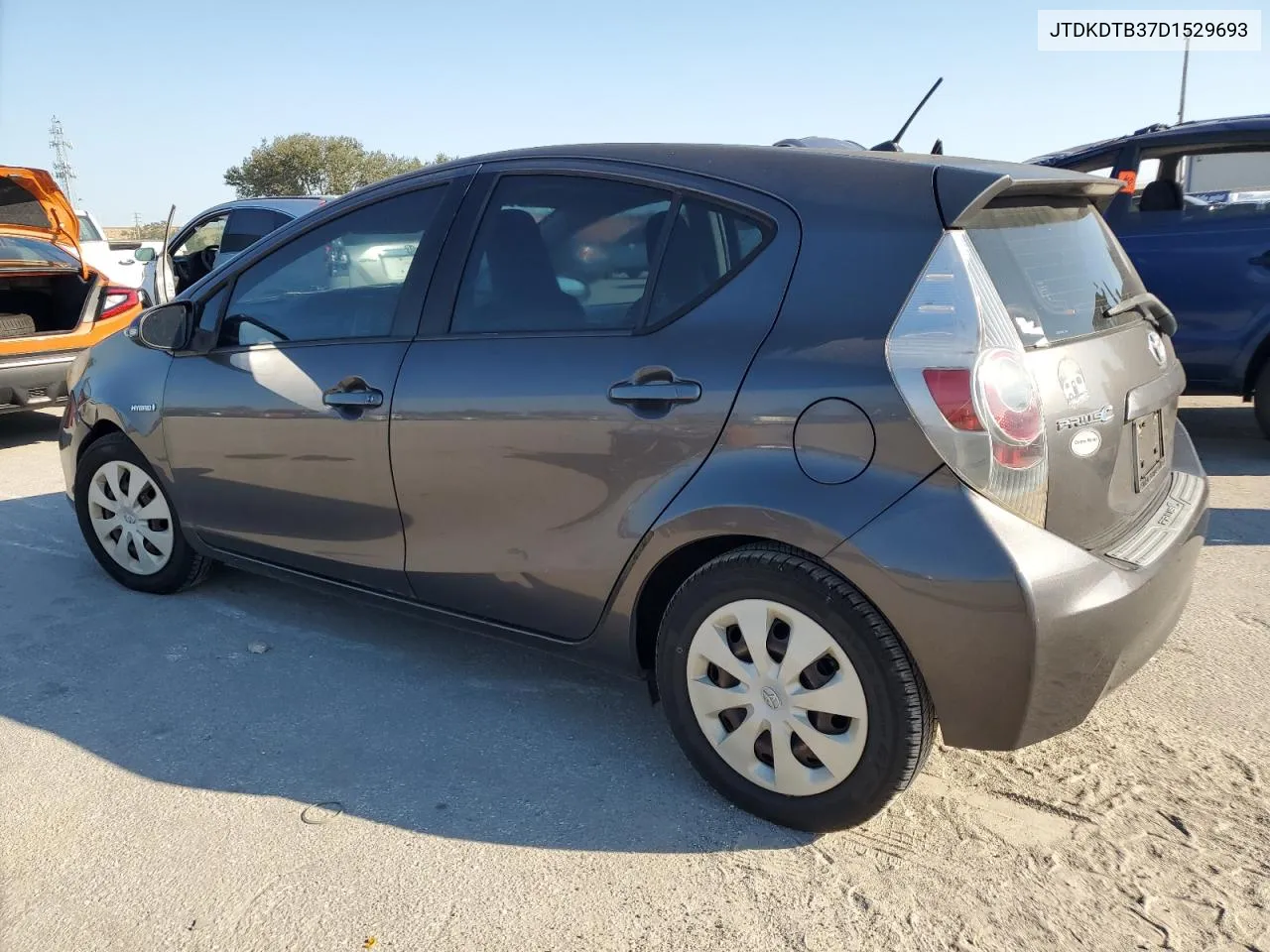 2013 Toyota Prius C VIN: JTDKDTB37D1529693 Lot: 74978794