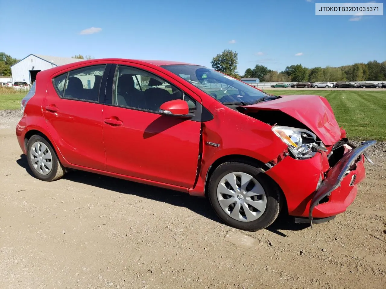 2013 Toyota Prius C VIN: JTDKDTB32D1035371 Lot: 75091684