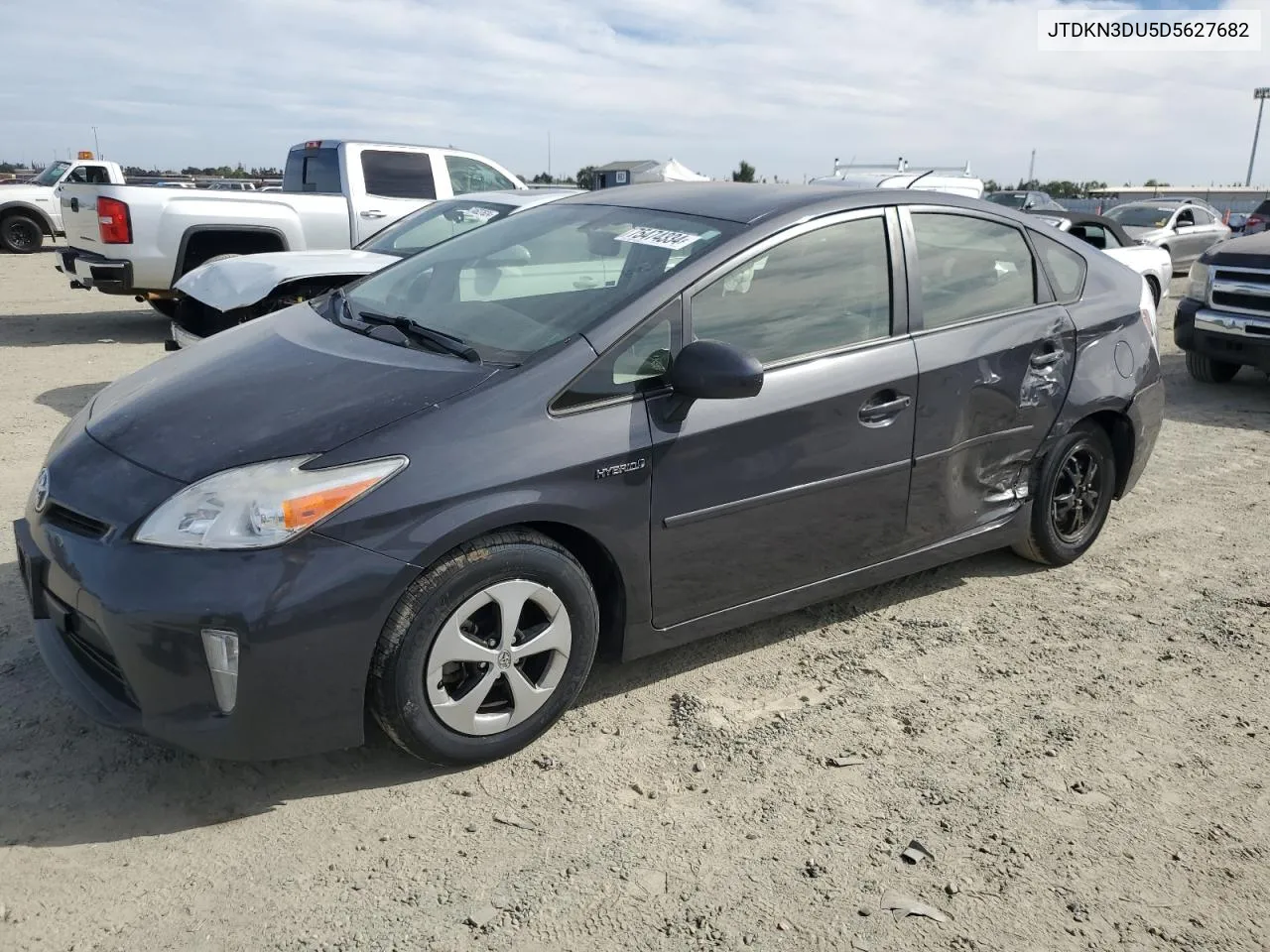 JTDKN3DU5D5627682 2013 Toyota Prius