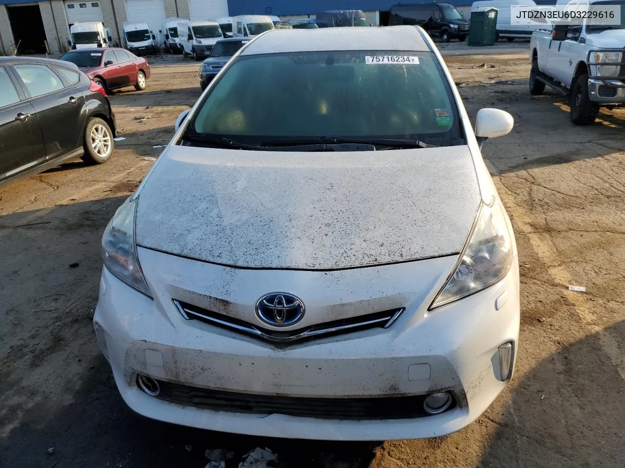 2013 Toyota Prius V VIN: JTDZN3EU6D3229616 Lot: 75716234