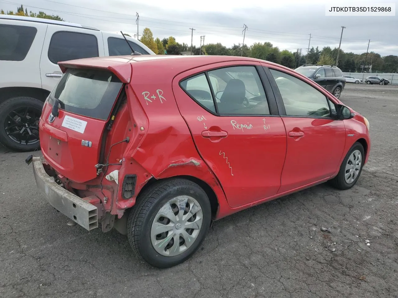 2013 Toyota Prius C VIN: JTDKDTB35D1529868 Lot: 75755194