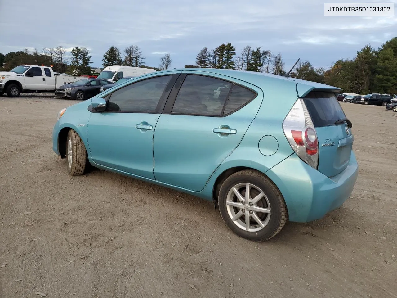 2013 Toyota Prius C VIN: JTDKDTB35D1031802 Lot: 75889614