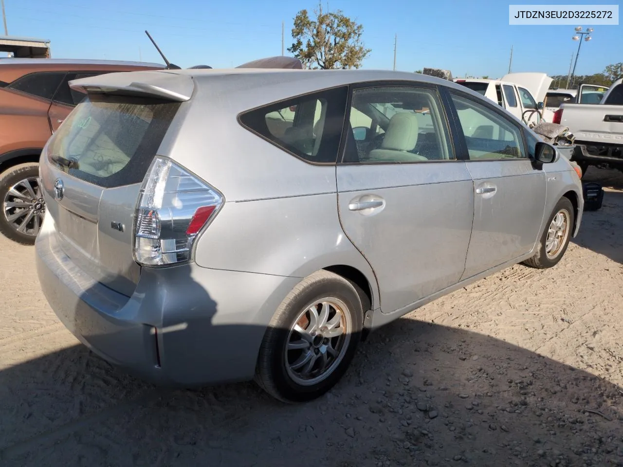 2013 Toyota Prius V VIN: JTDZN3EU2D3225272 Lot: 76156194