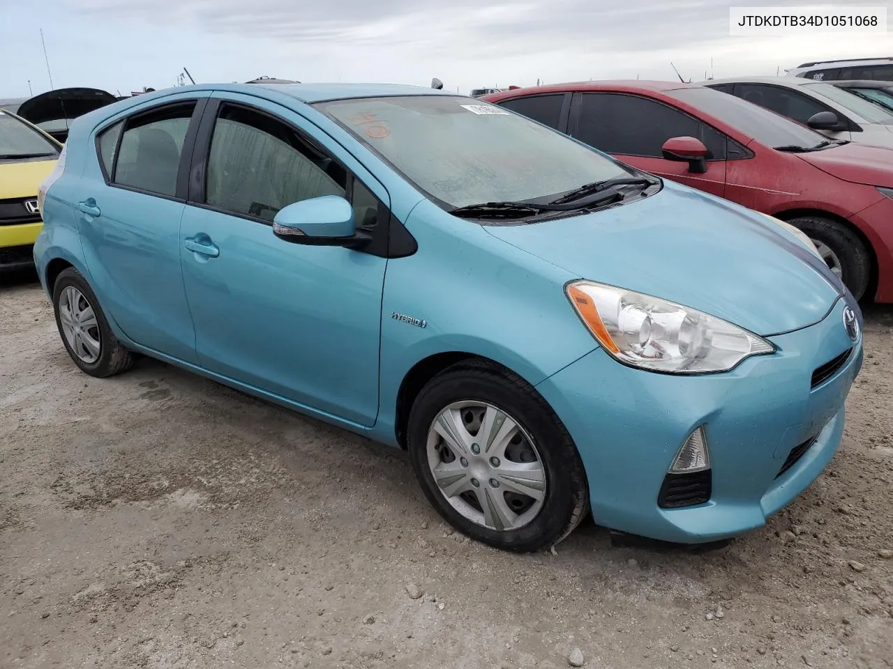 2013 Toyota Prius C VIN: JTDKDTB34D1051068 Lot: 76165844