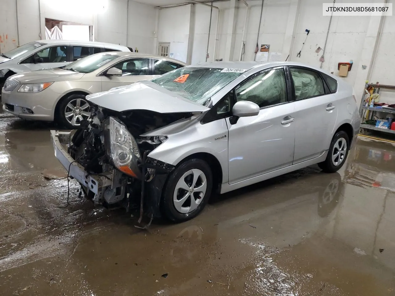 JTDKN3DU8D5681087 2013 Toyota Prius