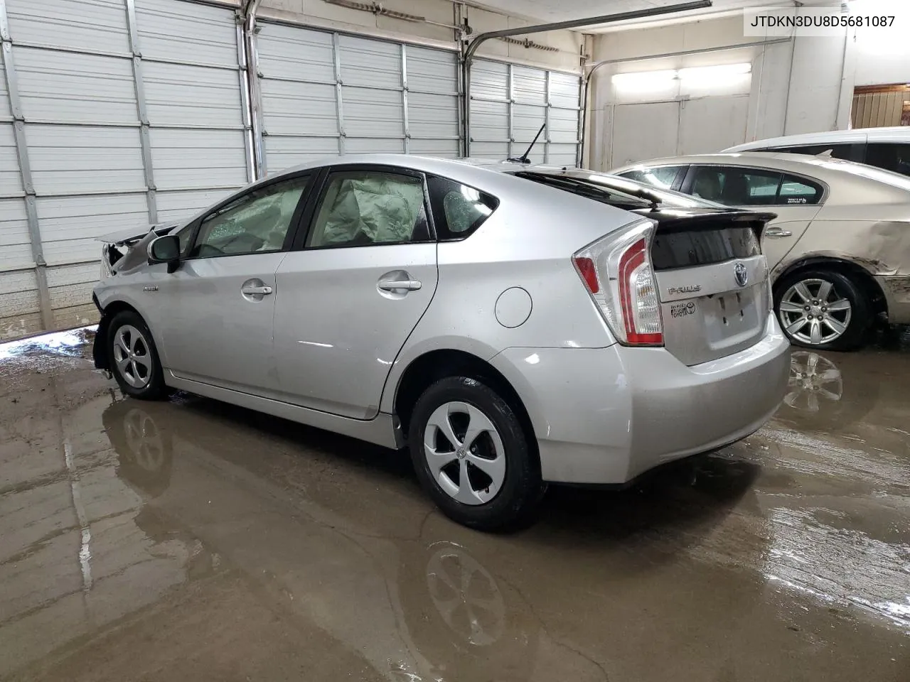 JTDKN3DU8D5681087 2013 Toyota Prius