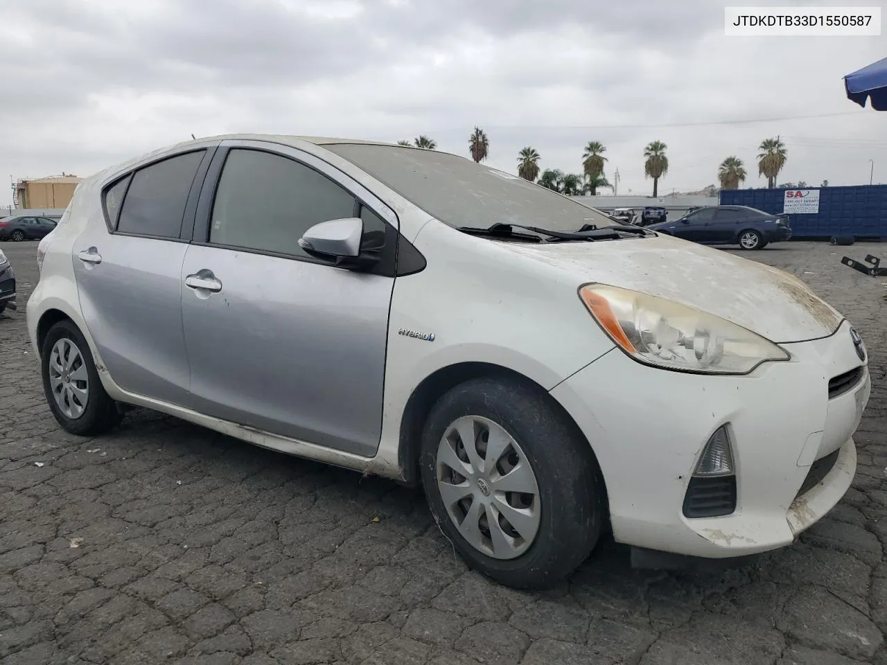 2013 Toyota Prius C VIN: JTDKDTB33D1550587 Lot: 76630704