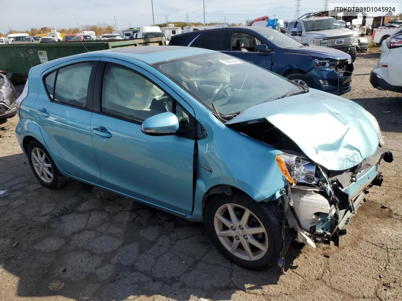 2013 Toyota Prius C VIN: JTDKDTB31D1045924 Lot: 76927344