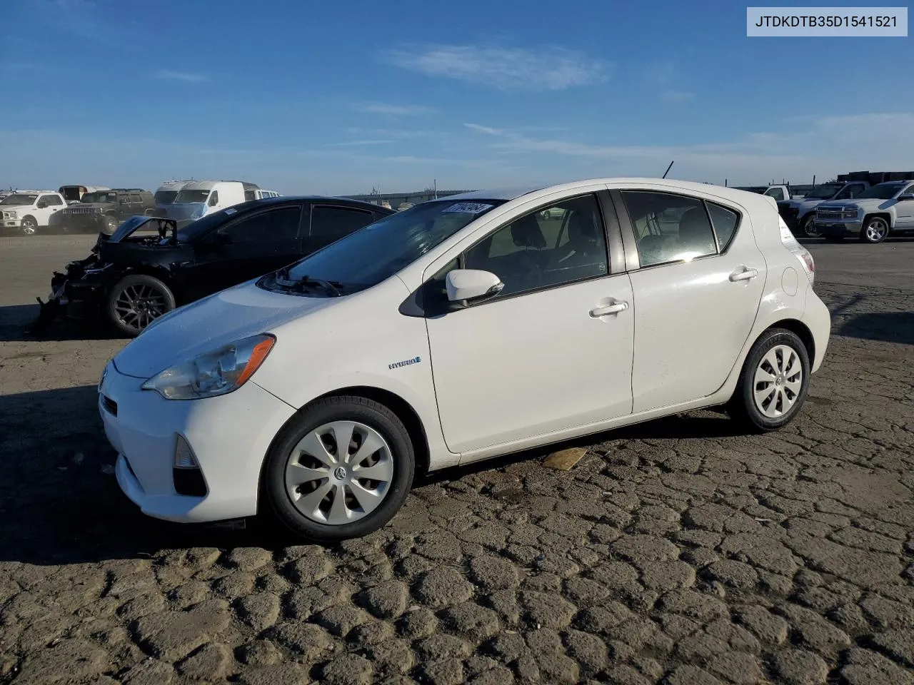 2013 Toyota Prius C VIN: JTDKDTB35D1541521 Lot: 77042464