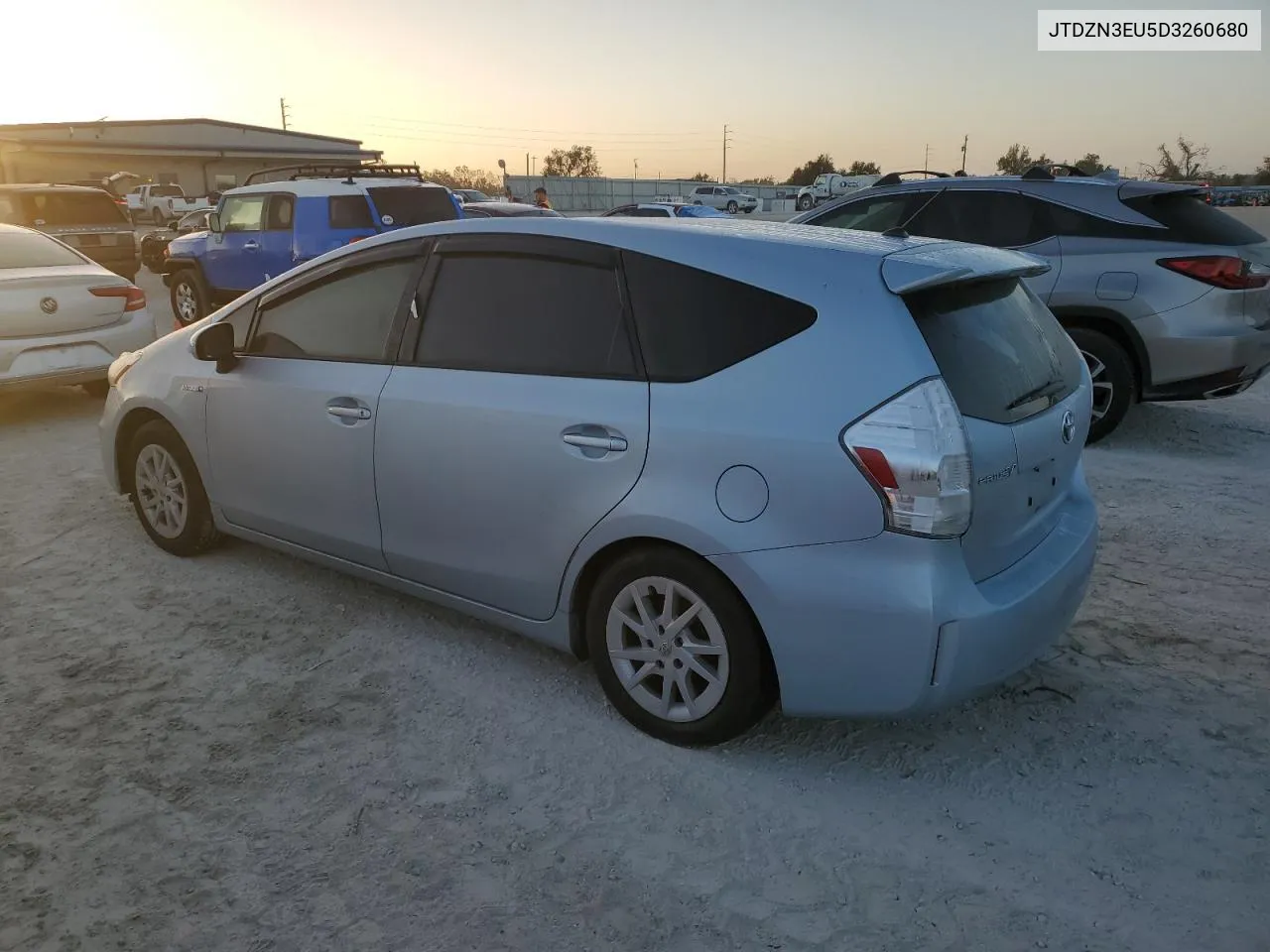 2013 Toyota Prius V VIN: JTDZN3EU5D3260680 Lot: 77225494