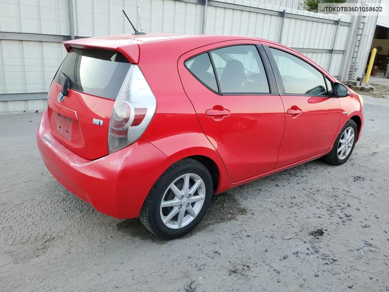 2013 Toyota Prius C VIN: JTDKDTB36D1058622 Lot: 77966544