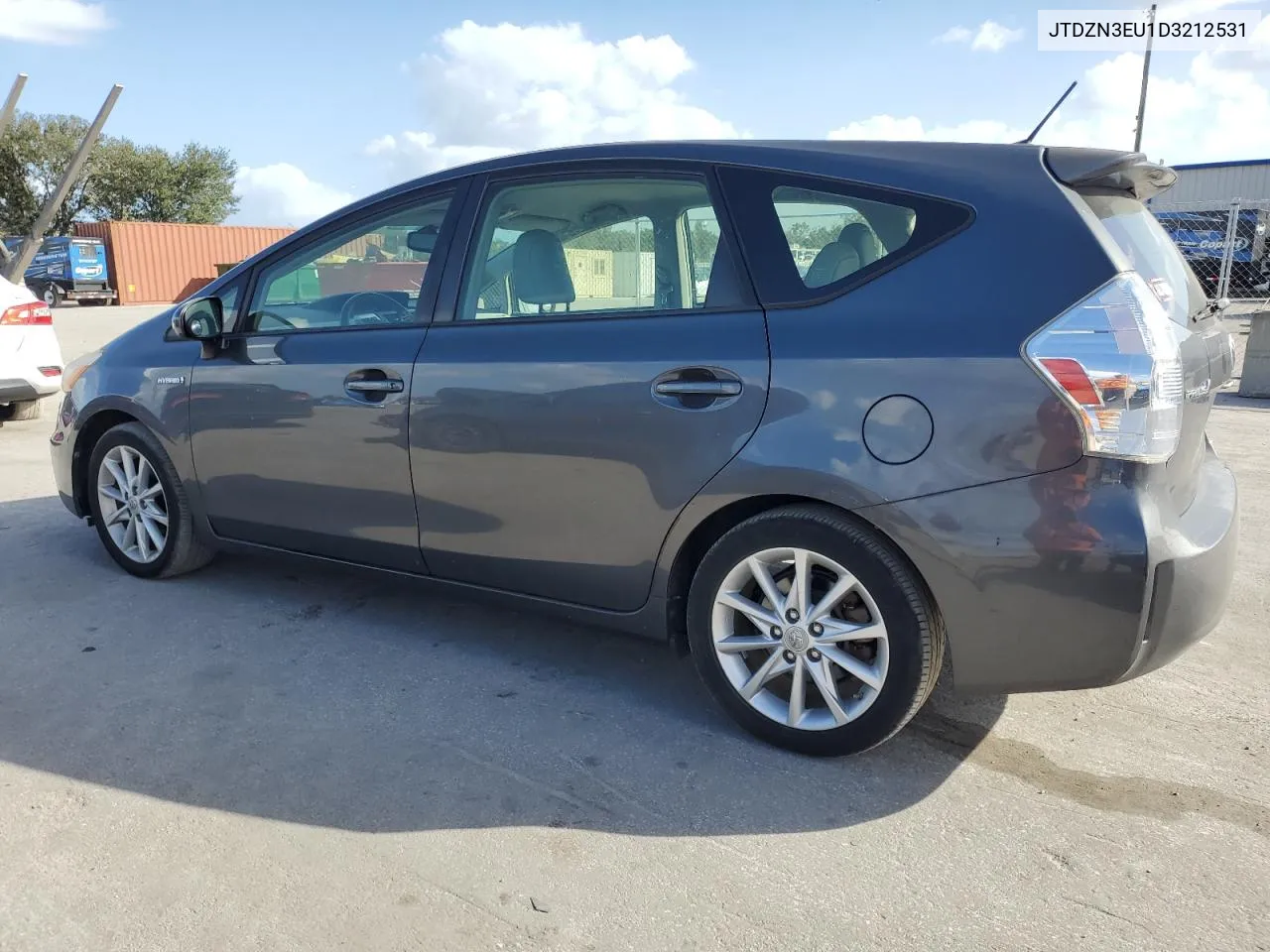 JTDZN3EU1D3212531 2013 Toyota Prius V