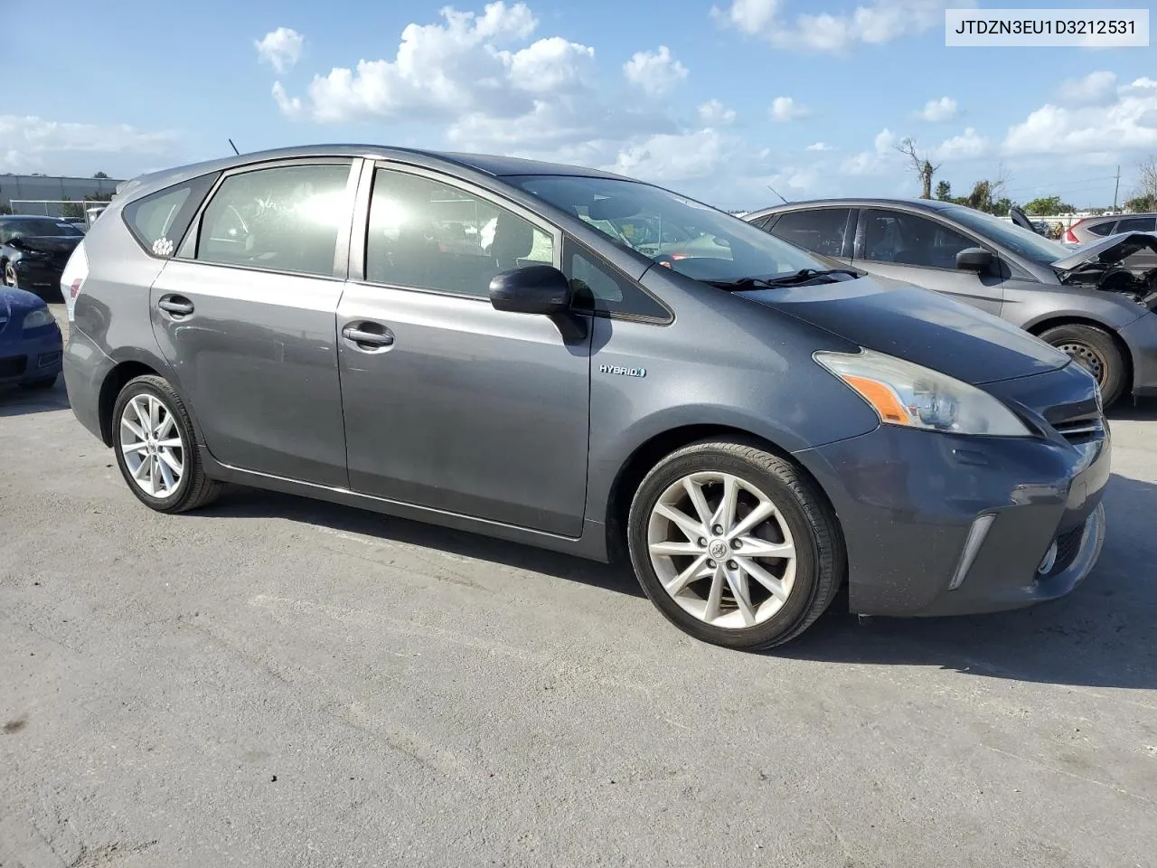 JTDZN3EU1D3212531 2013 Toyota Prius V