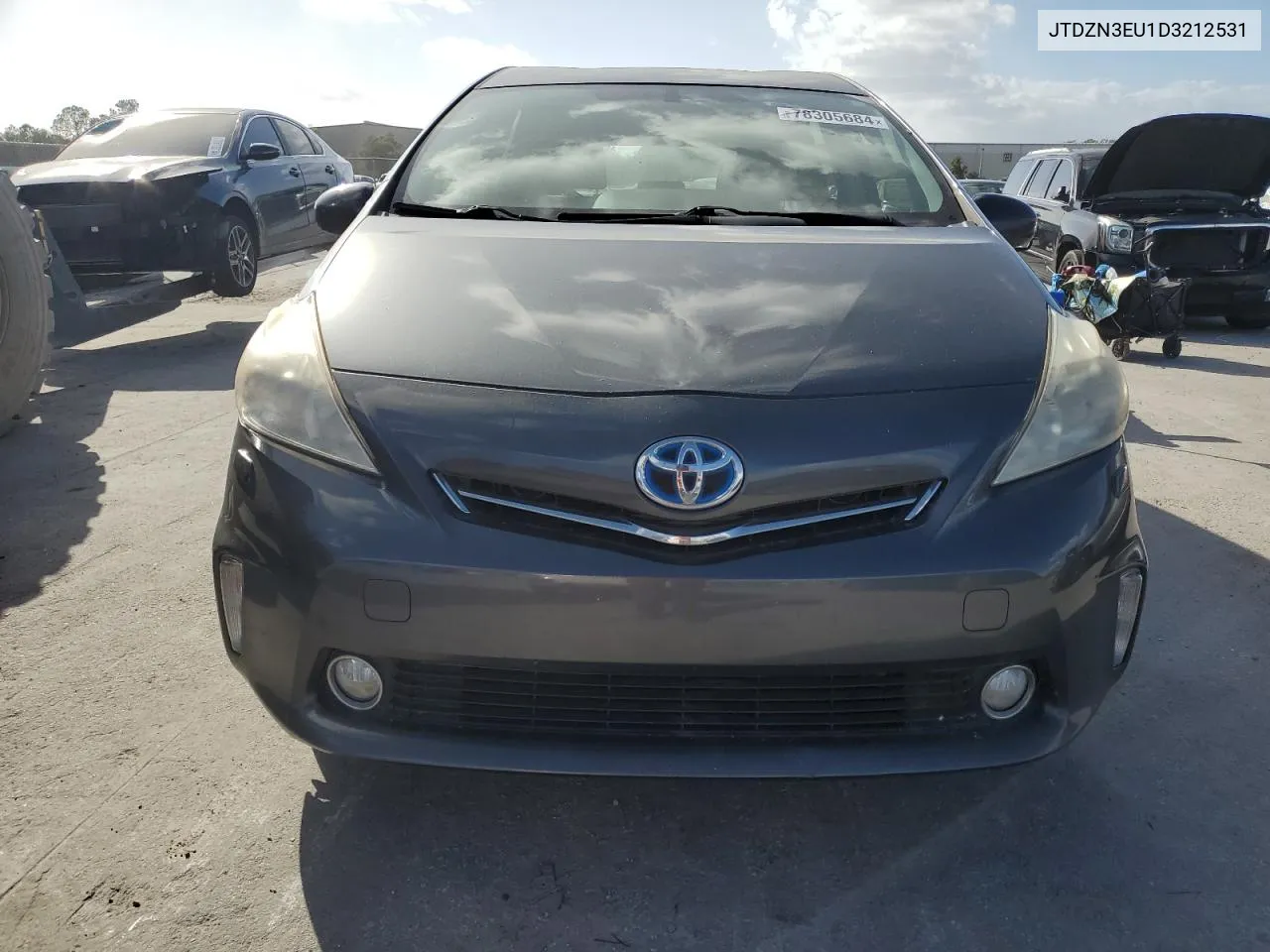 JTDZN3EU1D3212531 2013 Toyota Prius V