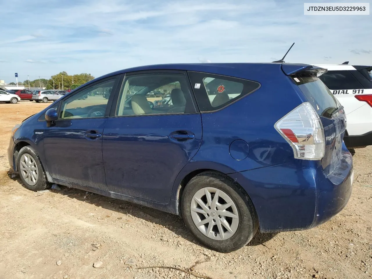 JTDZN3EU5D3229963 2013 Toyota Prius V